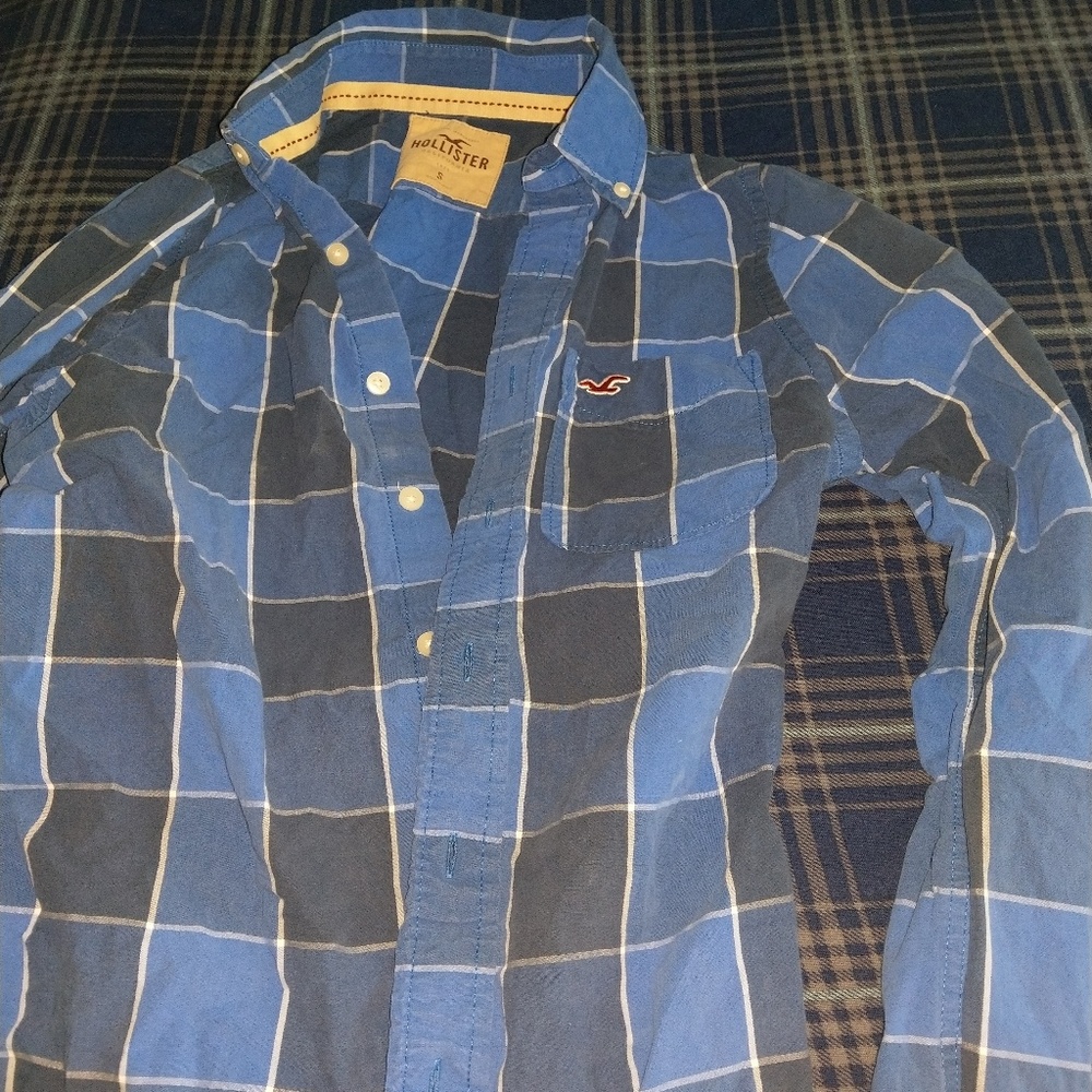 Hollister Size Small Blue Plaid Shirt